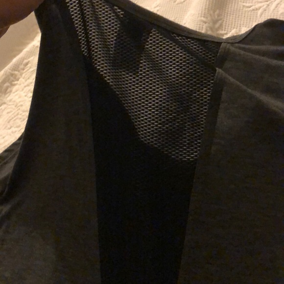 Active Top - Picture 3 of 4